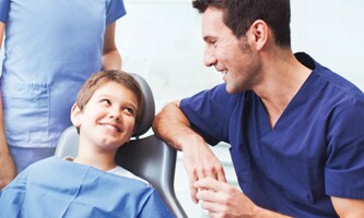 Tandlæge og patient