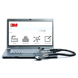Bærbar computer på hvid baggrund, der viser 3M IFU Finder-hjemmesiden og et Littmann stetoskop ved siden af.